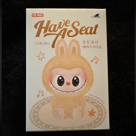 Pop Mart Labubu Have A Seat Doll - Sisi - Picture 1 of 7
